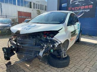 Coche siniestrado Renault Zoé Zoe (AG), Hatchback 5-drs, 2012 51kW 2016