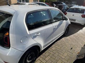Volkswagen Up! Up! (121), Hatchback, 2011 1.0 12V 60 picture 6