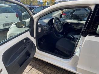 Volkswagen Up! Up! (121), Hatchback, 2011 1.0 12V 60 picture 9
