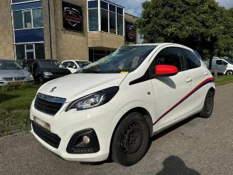 Coche siniestrado Peugeot 108 108, Hatchback, 2014 1.0 12V VVT-i 2020/4