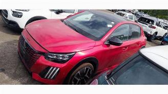 Vrakbiler auto Peugeot 208 208 II (UB/UH/UP), Hatchback 5-drs, 2019 1.2 Hybrid 136 2025/0