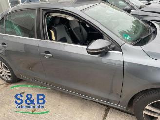 Volkswagen Jetta Jetta IV (162/16A), Sedan, 2010 / 2017 1.6 TDI 16V picture 31