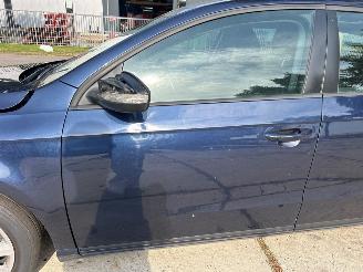 Volkswagen Passat 1.6 TDI 16V Bluemotion Combi/o  Diesel 1.598cc 77kW (105pk) FWD 2010-08/2014-12  CAYC picture 8