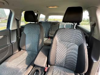 Volkswagen Passat 1.6 TDI 16V Bluemotion Combi/o  Diesel 1.598cc 77kW (105pk) FWD 2010-08/2014-12  CAYC picture 27