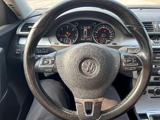 Volkswagen Passat 1.6 TDI 16V Bluemotion Combi/o  Diesel 1.598cc 77kW (105pk) FWD 2010-08/2014-12  CAYC picture 29