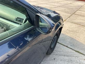 Volkswagen Passat 1.6 TDI 16V Bluemotion Combi/o  Diesel 1.598cc 77kW (105pk) FWD 2010-08/2014-12  CAYC picture 31