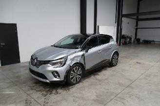 Coche accidentado Renault Captur INITIALE 2022/3