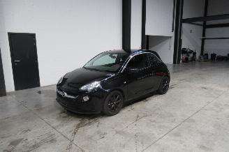  Opel Adam SEDAN 2017/9