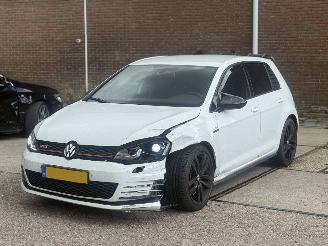 skadebil auto Volkswagen Golf 2.0 TSI GTI Performance NAp!!!! 2014/1