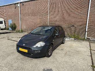 damaged passenger cars Fiat Punto Evo 0.9 TwinAir Street 2014/1