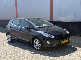 damaged passenger cars Ford Fiesta 1.0 EcoBoost Titanium 2018/1