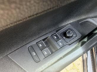 Volkswagen Polo 1.6 TDI AUTOMAAT picture 23