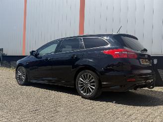 Ford Focus 1.0 Titanium ST Line picture 25