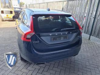Volvo V-60 V60 I (FW/GW), Combi, 2010 / 2018 2.0 D4 16V picture 3