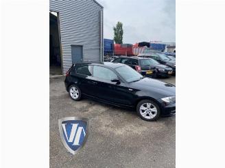 BMW 1-serie 1 serie (E81), Hatchback 3-drs, 2006 / 2012 118i 16V picture 2