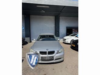 Uttjänta bilar auto BMW 3-serie  2005/8