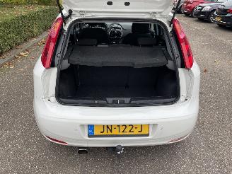 Fiat Punto Evo 5DRS 73 KW picture 9