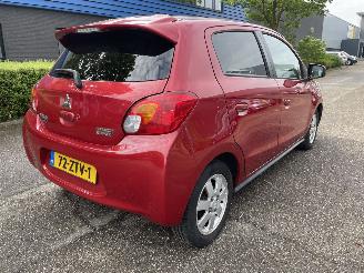 Vaurioauto  passenger cars Mitsubishi Space-star 1.0 5DRS 2013/6