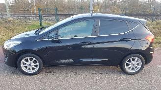  Ford Fiesta TITANIUM 2020/12