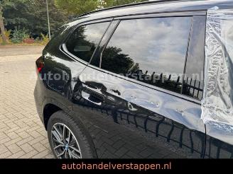 BMW iX1 20 eDrive M Sportpaket Leder LED Navi+ picture 15